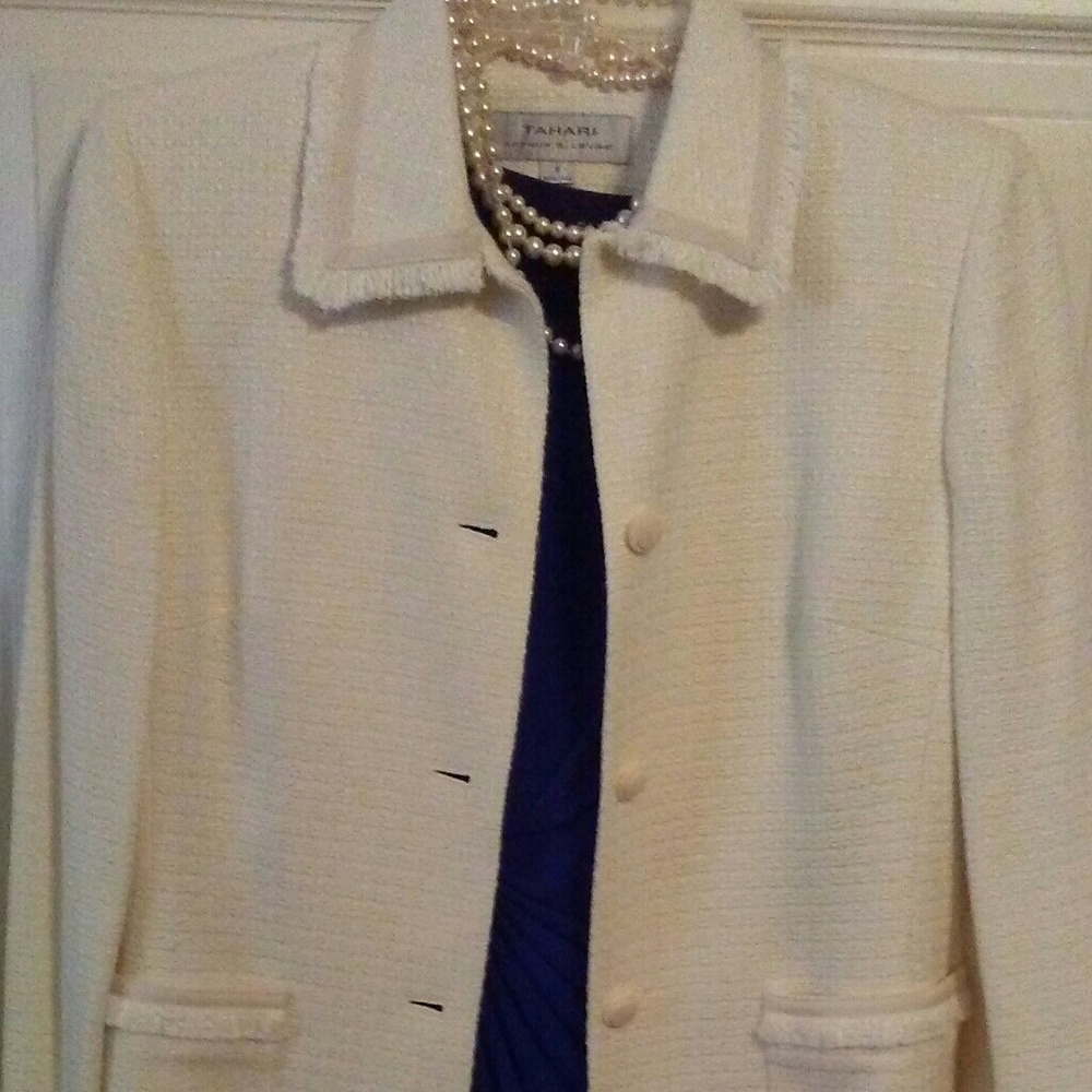 TAHARI Cream, full length coat, NEW with tags!
